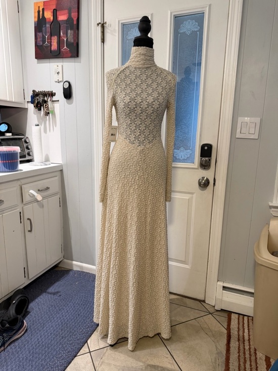 Free People Dresses & Skirts - Free People Cream Textured Long-Sleeve Lace Maxi Dress